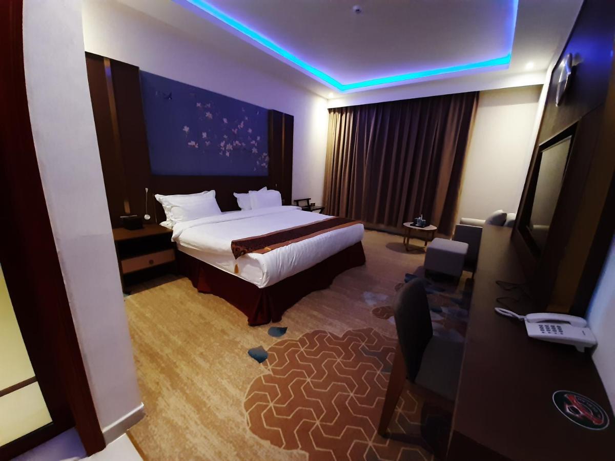 Qasr Alshamal Hotel Arar Luaran gambar